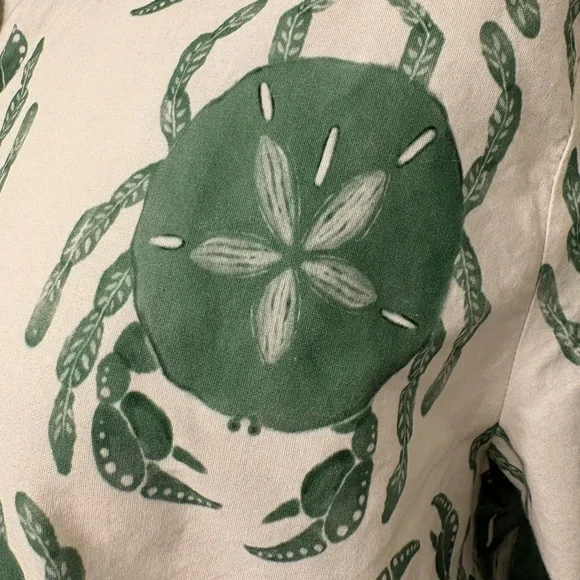 FARM Rio Green Crab Print Button-Up Shirt Size Medium LIKE NEW! Extremely RARE - Picture 5 of 10